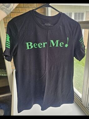 Grunt Style Black Short-Sleeve Tee with Green "Beer Me" Print - Women's M